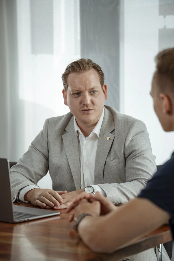 Berufsunfähigkeit absichern mit deiner Finanzberatung Halle-Saale